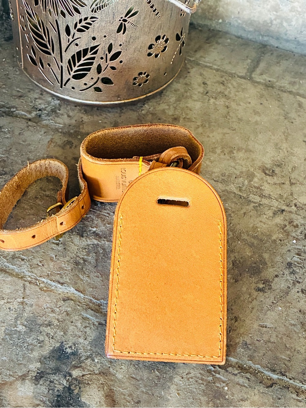 Vintage Louis Vuitton Vachetta Leather Luggage Tag & Poignet Handle Keeper Set - Picture 11 of 17